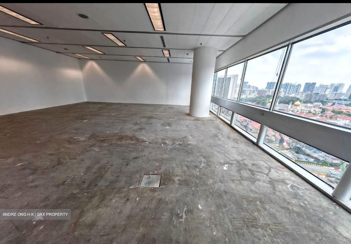 Gateway East (D7), Office #566713461